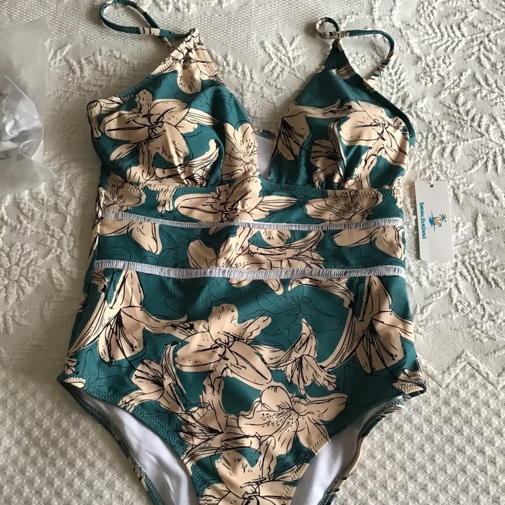 Beachsissi one piece bathing suit in green/beige Size S NWT